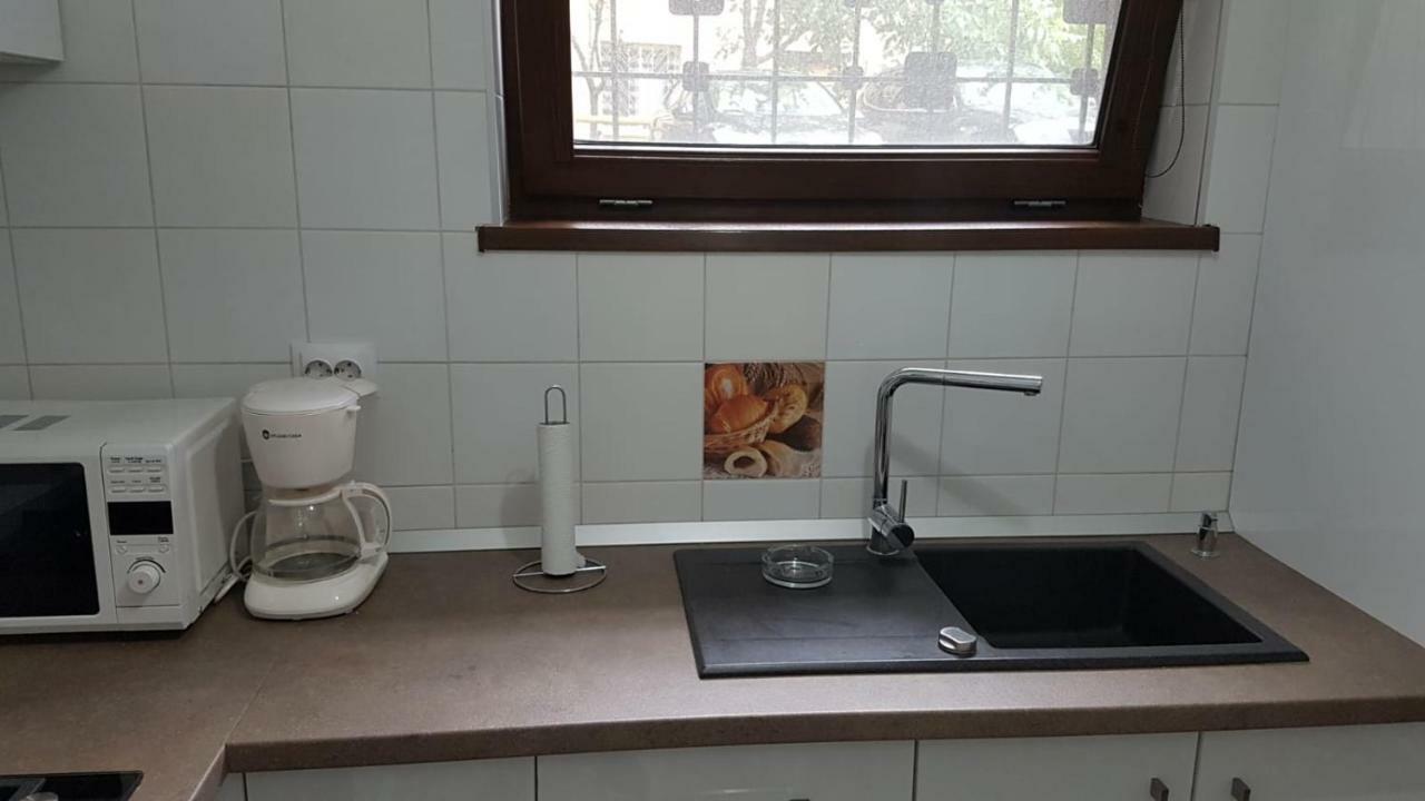 Tina Apartament 2 Craiova Eksteriør billede